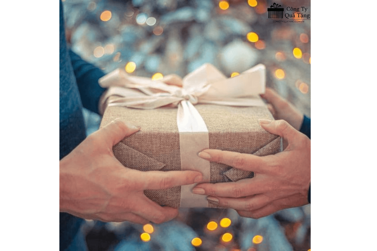 Quà tặng biếu sếp