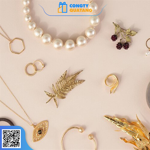 Trang sức cao cấp - Quà tặng 20/10 ý nghĩa dành cho vợ