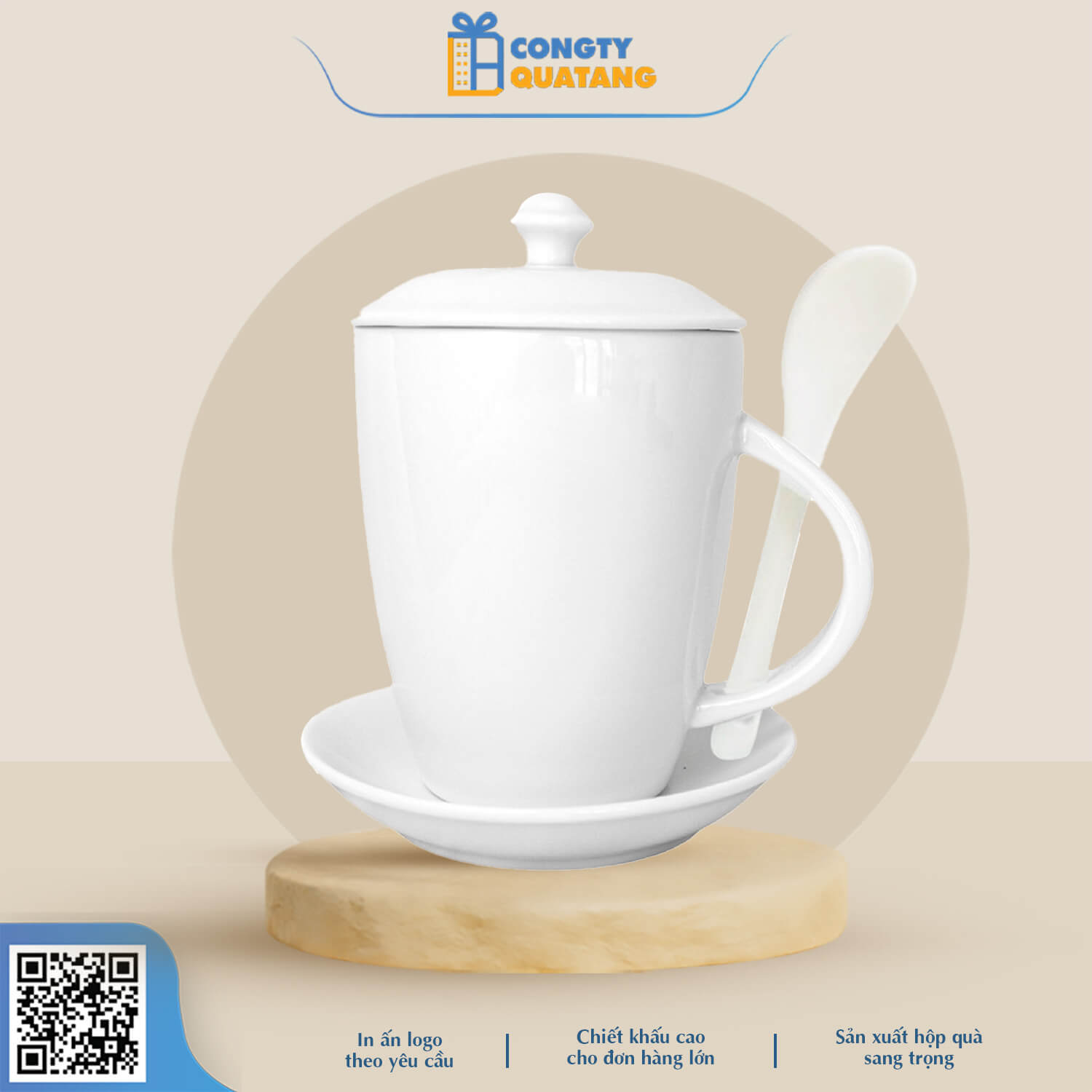 Ly Sứ Bát Tràng Quai Cầm Liền Thìa Có Nắp Đậy QT-CS131 - Congtyquatang.com.vn