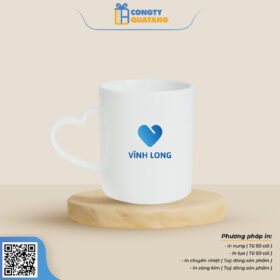 Ly Sứ Trắng Dáng C Quai Tim QT-CS126 - Congtyquatang.com.vn